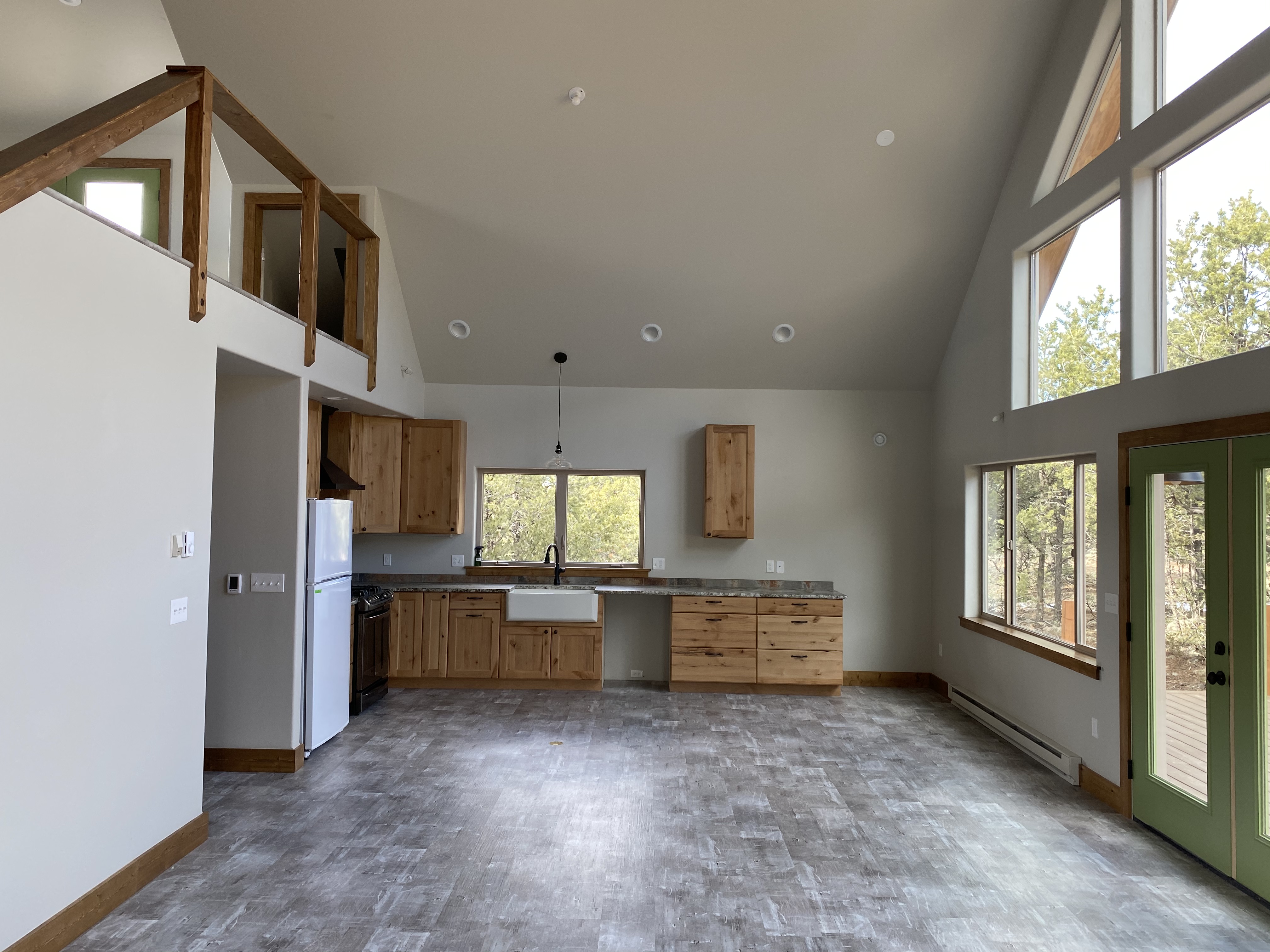 interior kitchen-dining